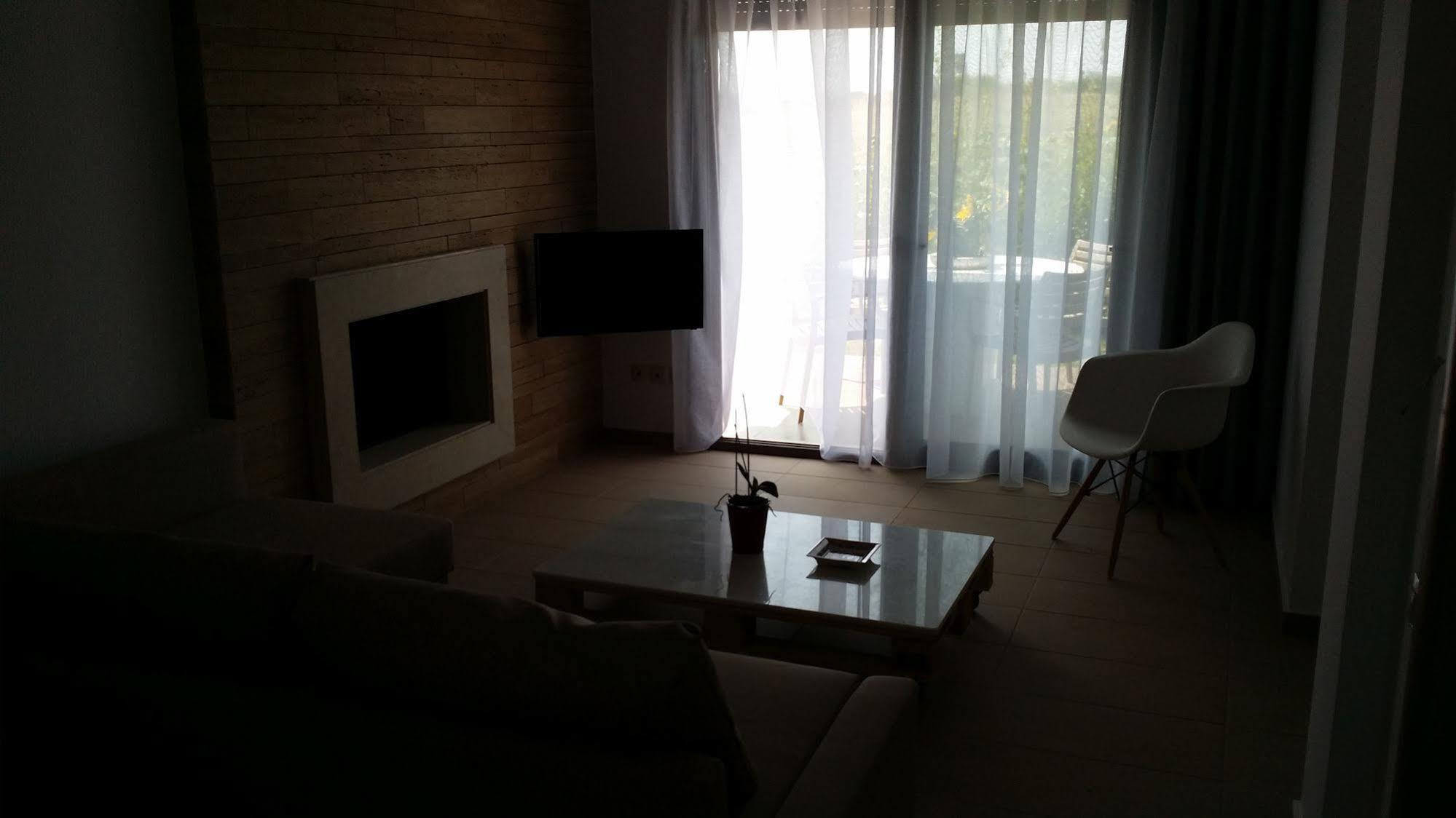 Niovi Boutique Apartments Áfitosz Kültér fotó