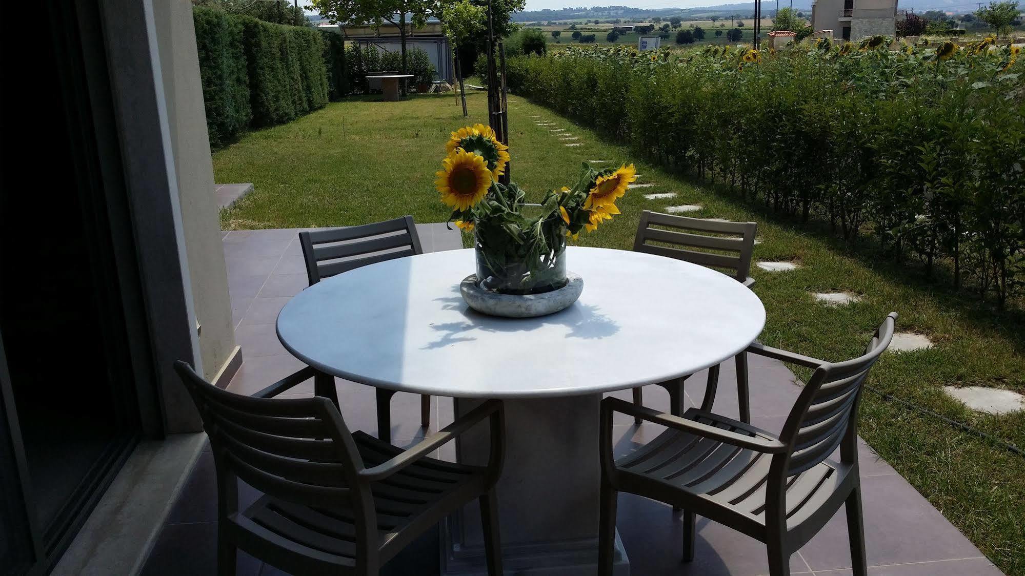Niovi Boutique Apartments Áfitosz Kültér fotó